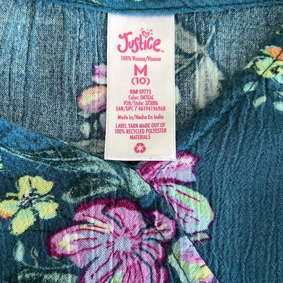 Justice Set - Picture 2 of 6